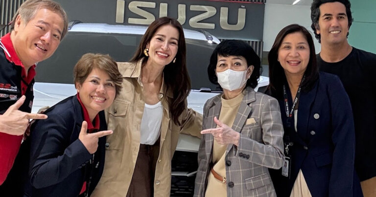 แอน ทองประสม พร้อมเปิดโชคแฟนคลับ ด้วย เลขทะเบียนรถป้ายแดงคันใหม่